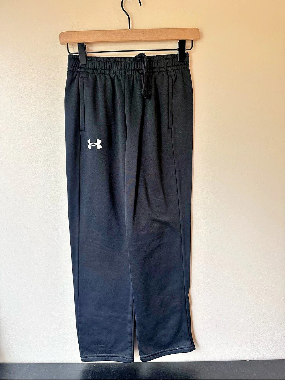 Under Armour Youth Boys Loose Fit Pants YM - Black